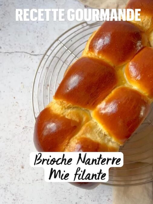 recette de brioche facile à la main