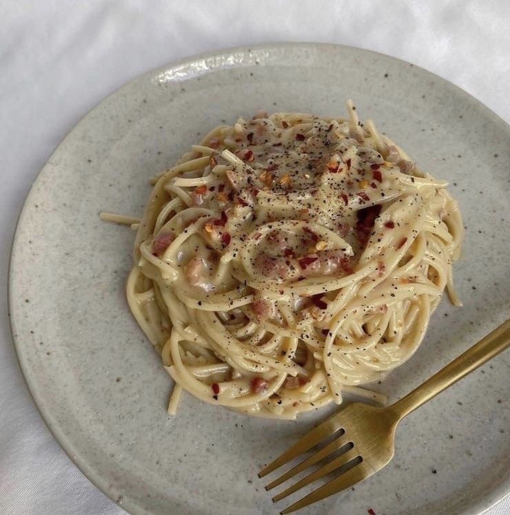 Plat rapide de pâtes carbonara